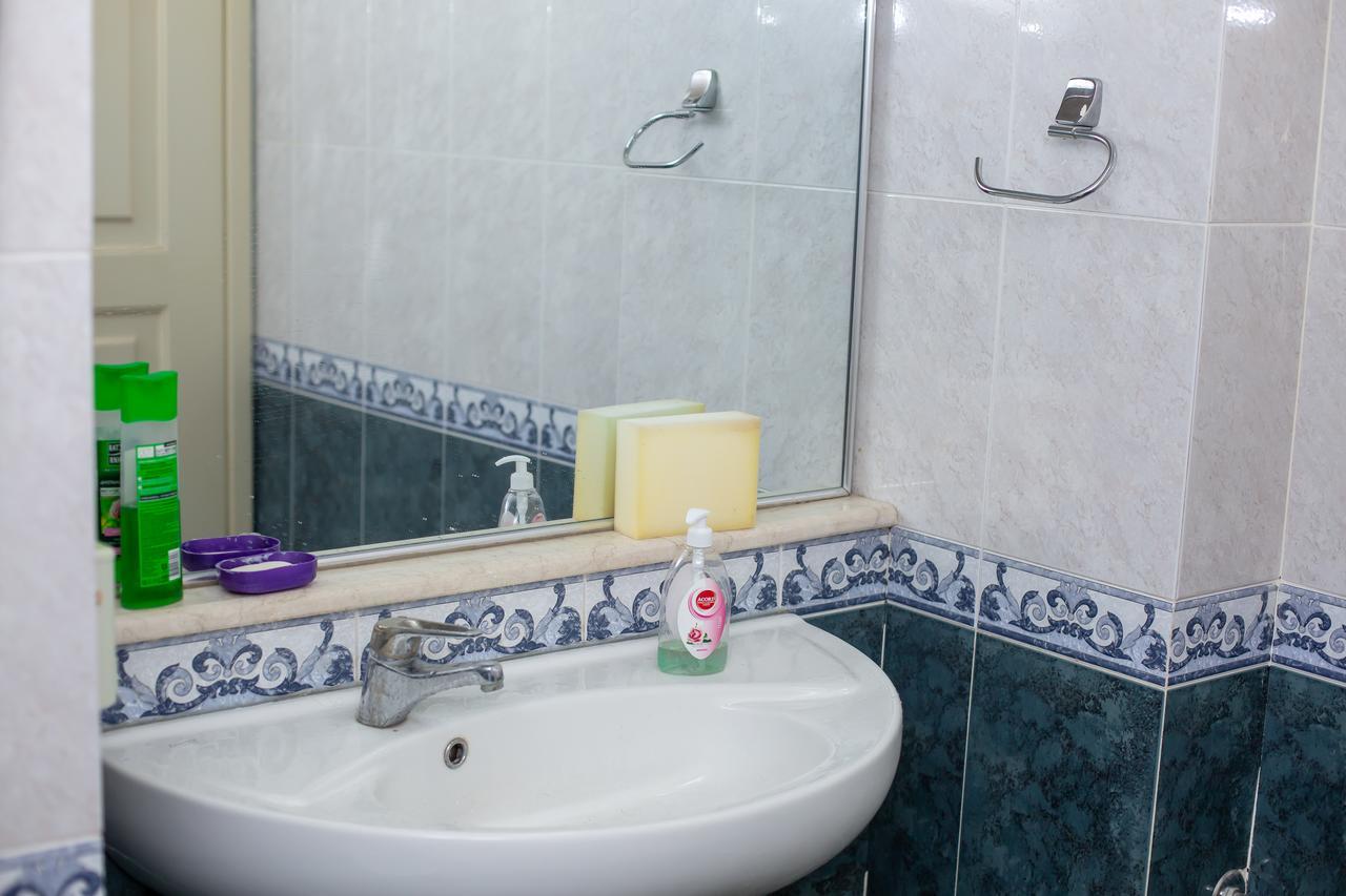 Land Of Fire Hostel Баку Экстерьер фото
